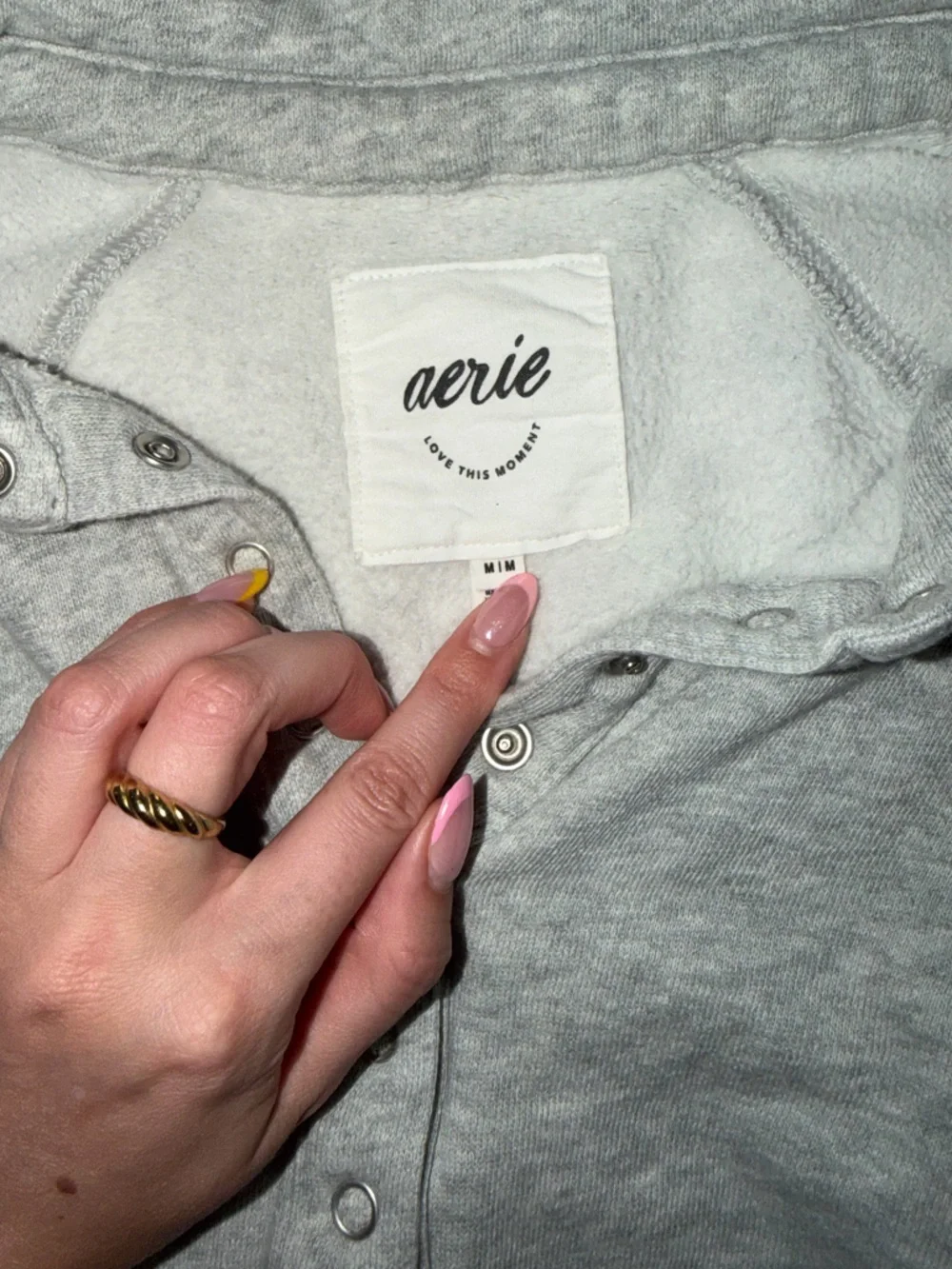 aerie Heather Gray Snap-Front Pullover - Picture 3 of 4